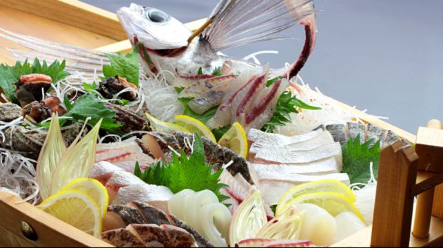 旅館 つるのやの海鮮会席コース