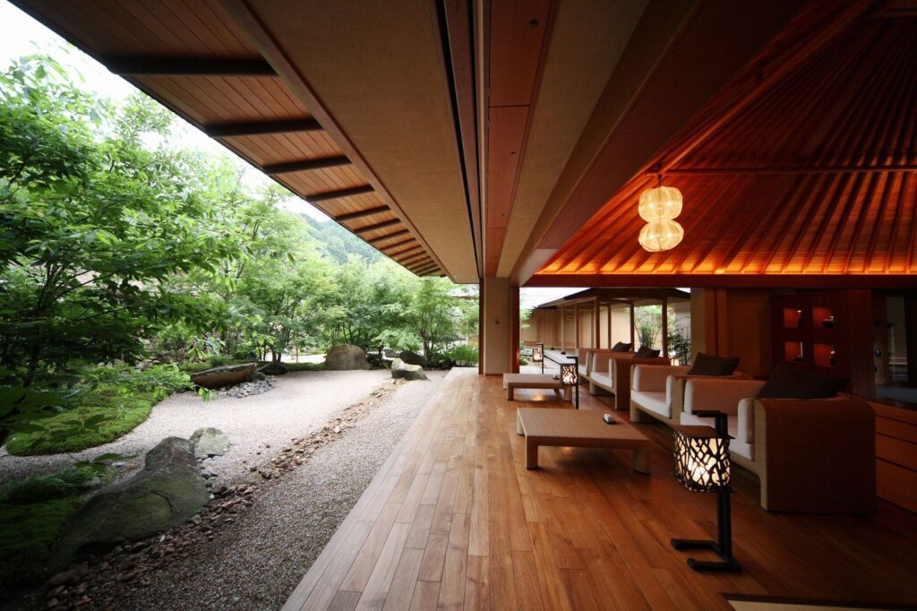 別邸音信の高級温泉旅館内画像