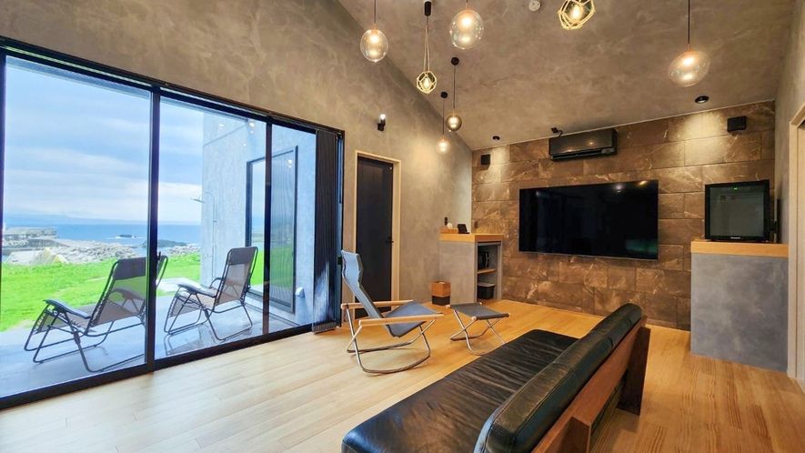 民宿敷島荘（佐渡市）の海が見渡せる部屋