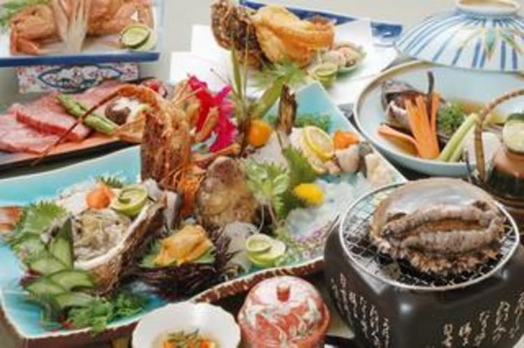 しまなみ海道 料理旅館 富士見園の豪華な活魚料理