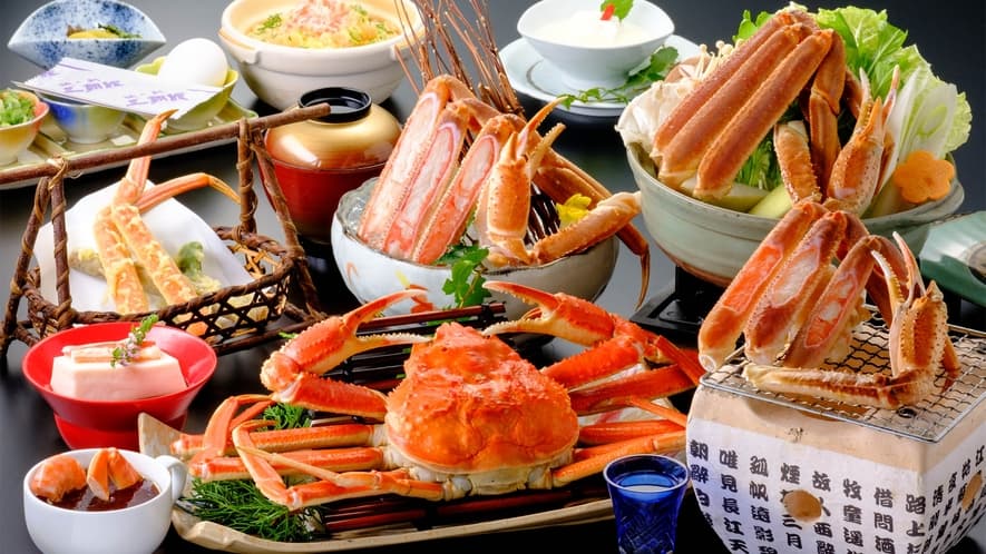 三朝温泉 三朝館の松葉ガニ会席料理