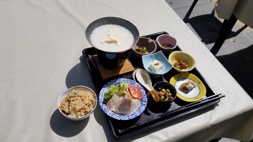 民宿 あるぺん屋の女将の手料理