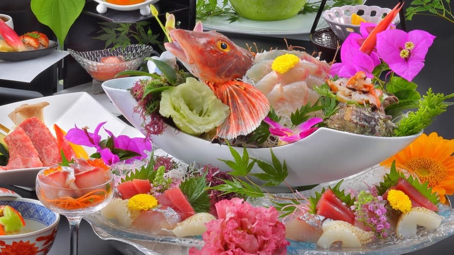海の湯宿 花しぶきの新鮮な刺身や伊勢海老