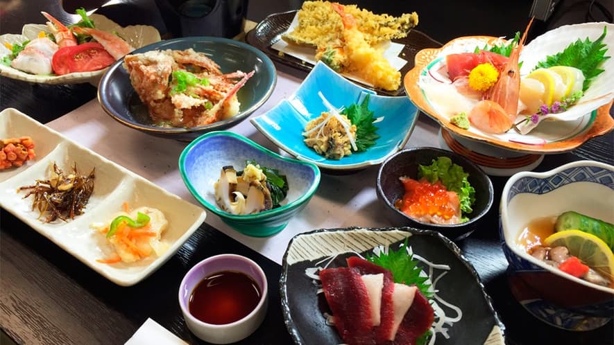 割烹民宿 めぐろの名物「キンキのみぞれかけ」と本格的な磯料理