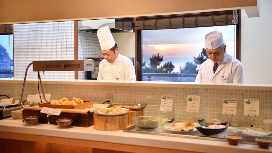 浅虫温泉 南部屋・海扇閣のライブキッチン