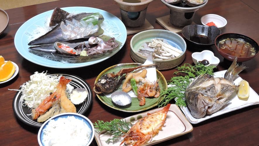 吉良温泉 民宿 オサキの会席料理