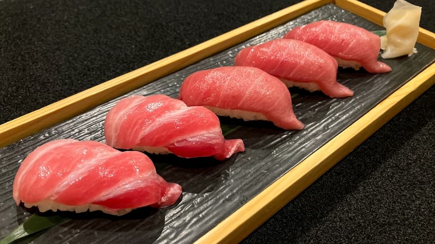亀の井ホテル 青森まかどの大間まぐろにぎり寿司
