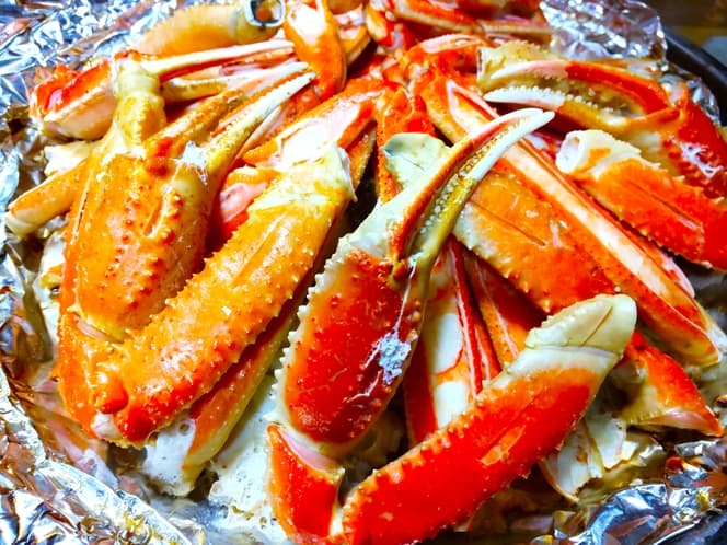 民宿庄ざの焼きガニ