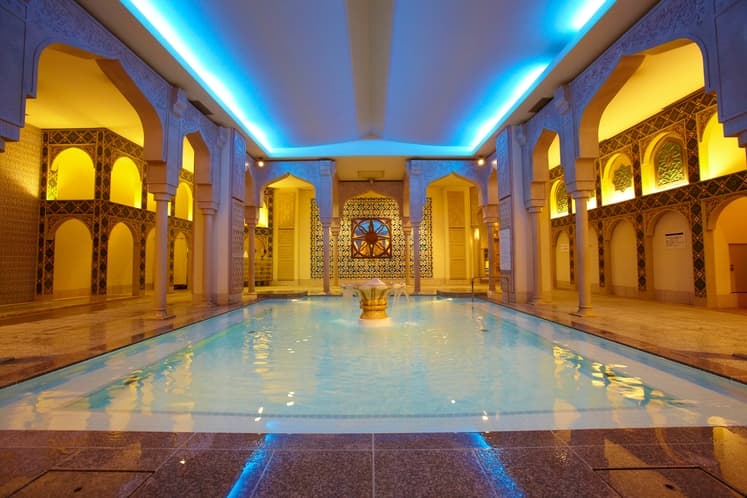 SPAWORLD HOTEL&RESORT世界の大温泉 アジアゾーンイスラム-石風呂-