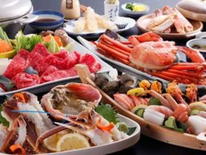 お宿白山の但馬牛と活カニ刺し