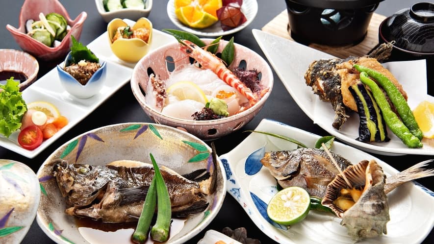 瀬戸の華海の恵みと旬の食材を使用した料理